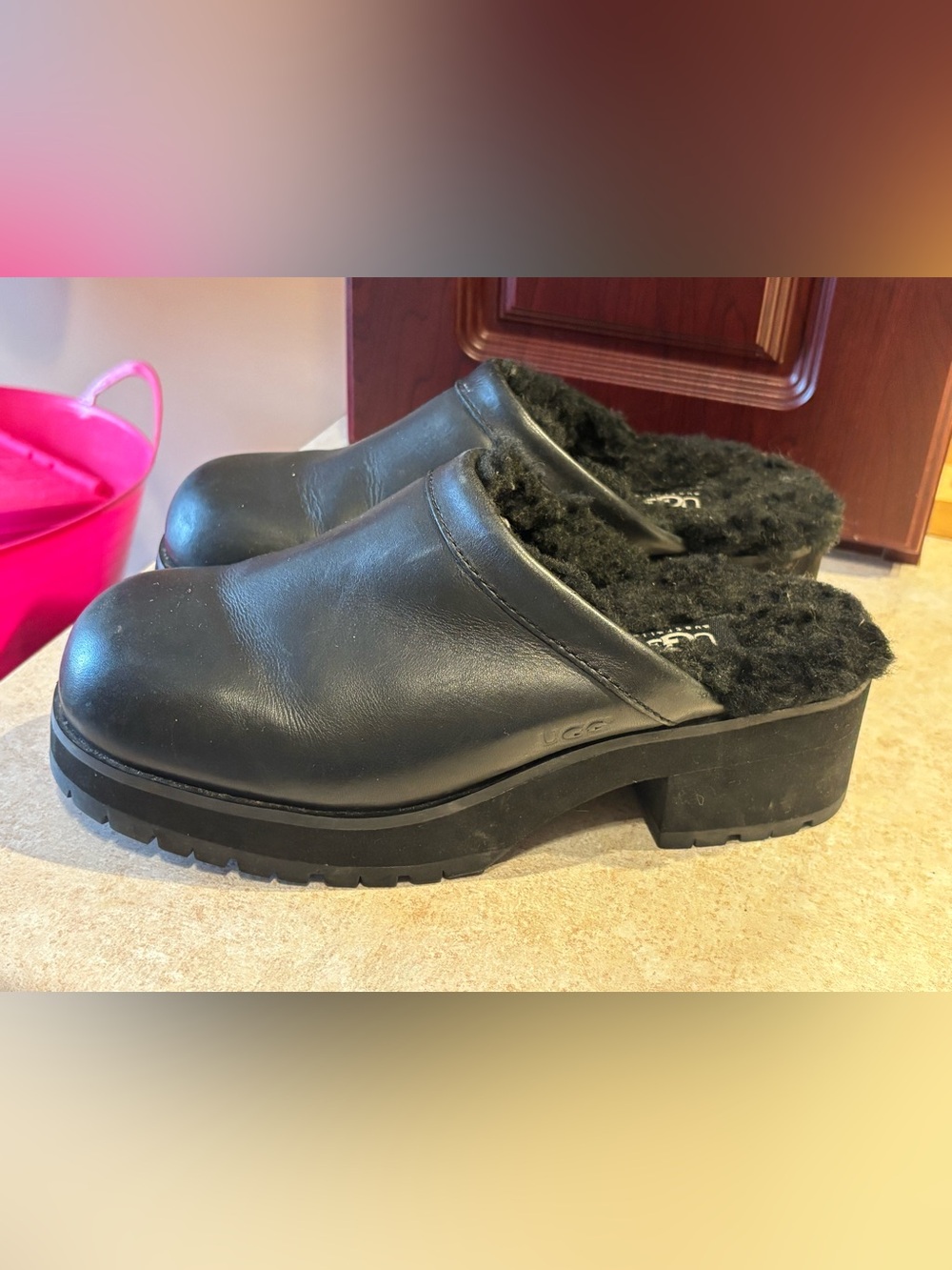 UGG Men’s Black Leather Shearling-Lined Slip-On Clog
